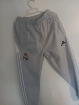 Chándal Real Madrid Adidas Gris y Blanco original
