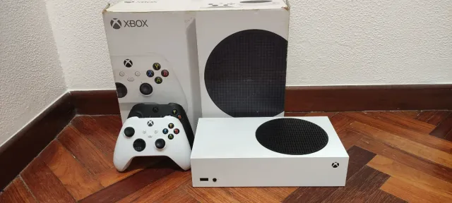 Xbox Series S Consola + 2 Mandos