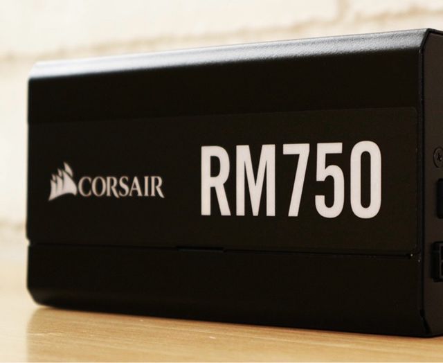 Corsair RM750 Fuente de Alimentación