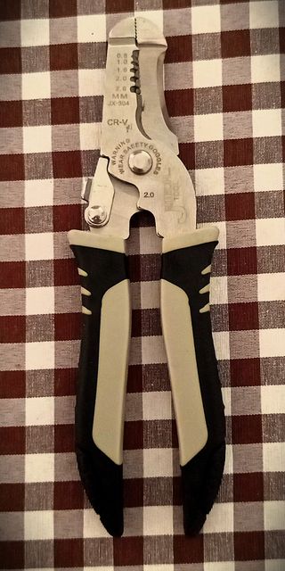 Juego Destornilladores Precisión 32 en 1 y Pela ca