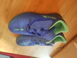 Botas de fútbol niño Adidas talla 31 azul