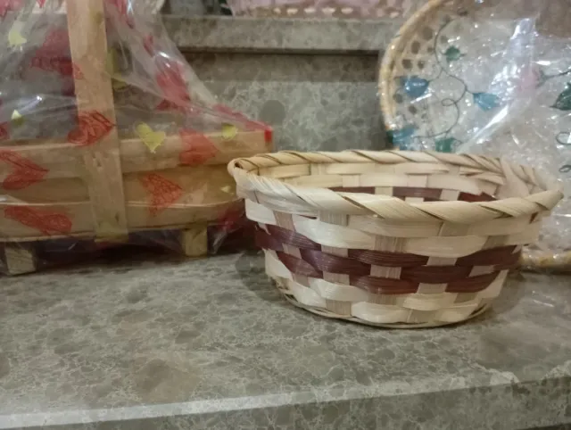 11 Cestas de mimbre y bambú