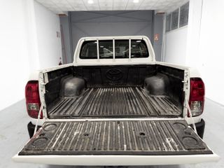 Toyota Hilux 2.4 D-4D Cabina Doble GX