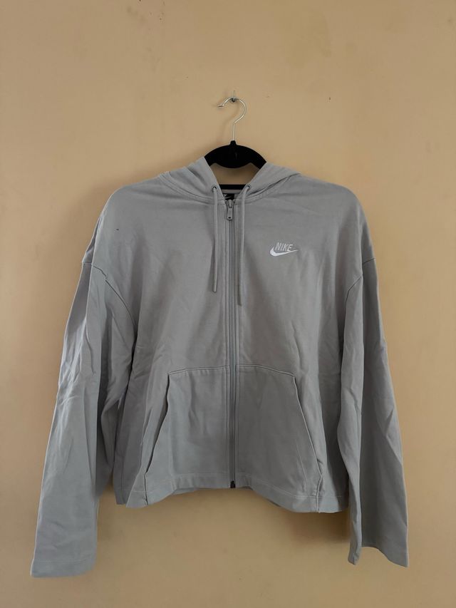 Sudadera Nike Gris con Capucha
