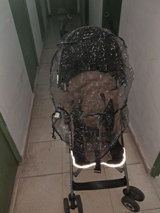 Silla de paseo Maclaren Quest + plástico lluvia