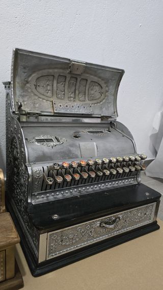 Caja Registradora Antigua National