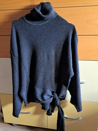 Jersey Zara cuello alto gris