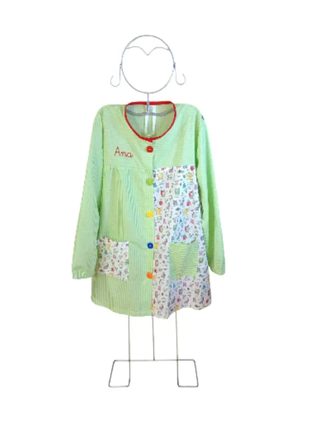 Bata de maestra infantil con ratones bailarines