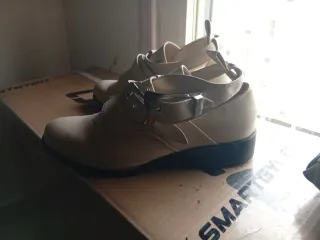 Zapatos de mujer beige