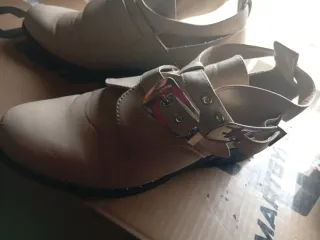 Zapatos de mujer beige