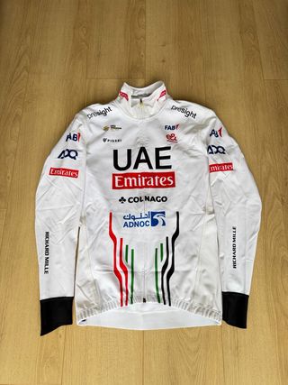 Chaqueta UAE Emirates Talla M