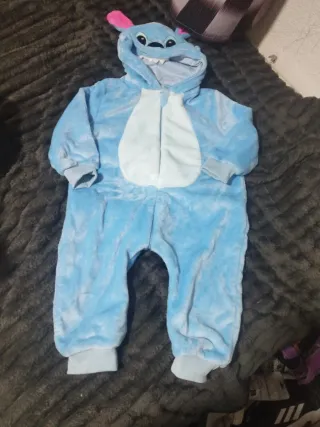 Pijama Entero Bebé Stitch talla 110 unisex, nueva.