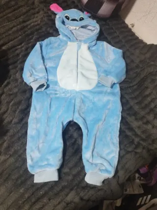 Pijama Entero Bebé Stitch talla 110 unisex, nueva.