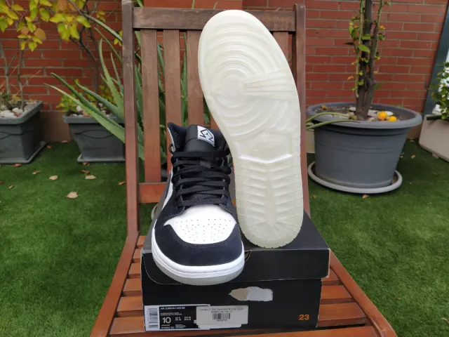 Jordan 1 Mid SE Diamond Talla 44 EUR