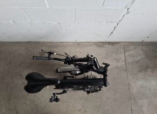 Bicicleta eléctrica plegable tipo Brompton