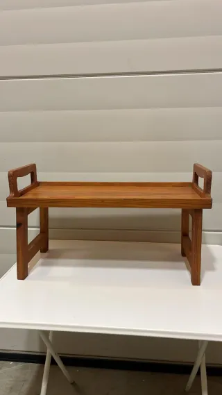 Tavolo pieghevole in legno