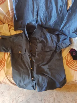 Vestiario e libri Carabinieri