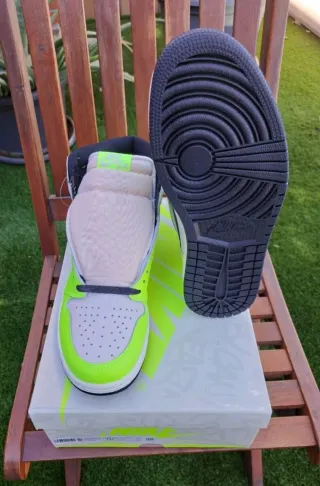 Jordan 1 High OG Visionaire Talla 44.5