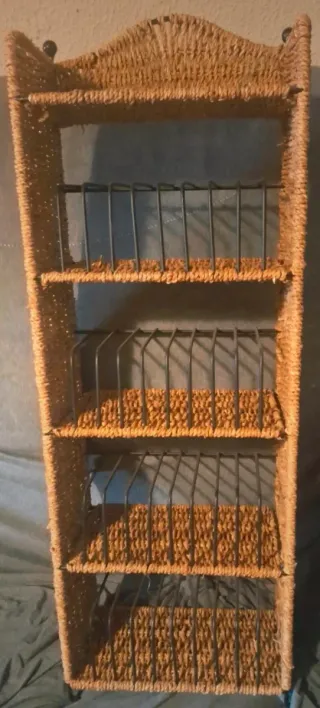 Mueble CD Mimbre y Metal