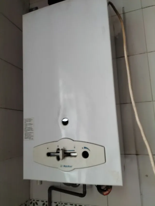 Calentador de agua bombona butano Néckar