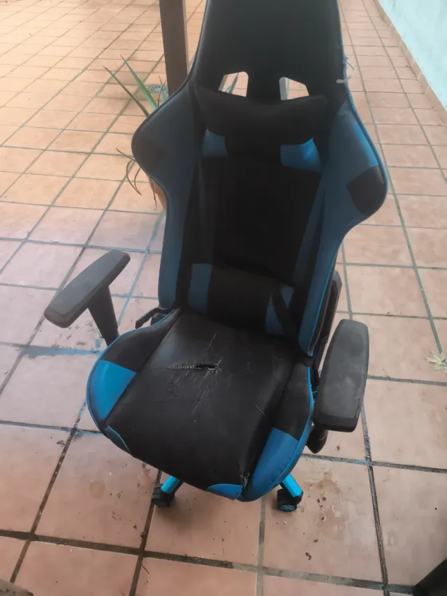 Silla Gamer Azul y Negra