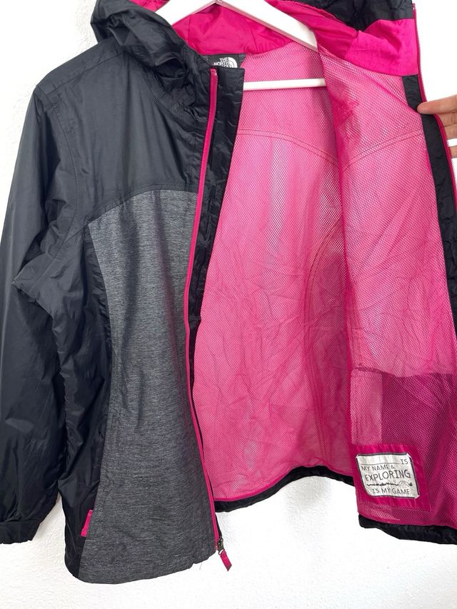 Giubbotto impermeabile The North Face da donna retrò