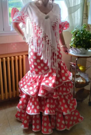 Vestido de flamenca lunares