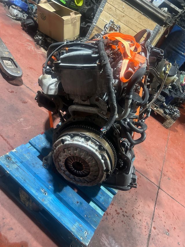 Motor Nissan Cabstar