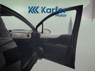 Toyota Yaris Hybrid Active