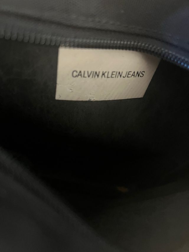 Riñonera Negra Calvin Klein OFERTA