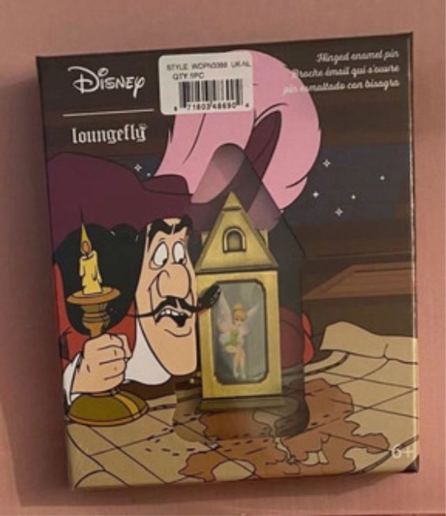 Pin Disney Loungefly Edición Limitada