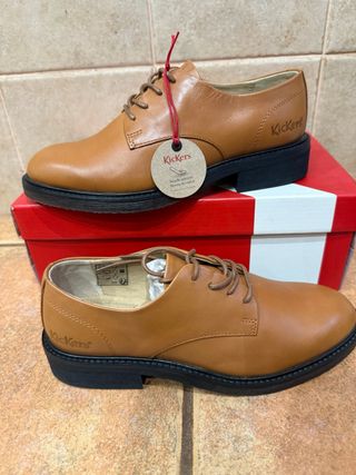 Zapatos Kickers Marrones y Negros