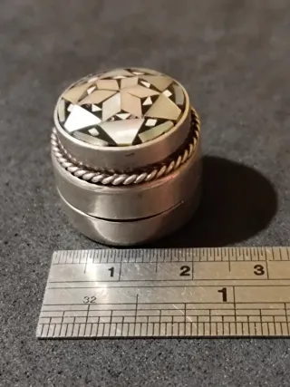 Cajita de Plata de Egipto