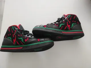 Zapatillas Air Jordan Phily Legend Negras Rojas