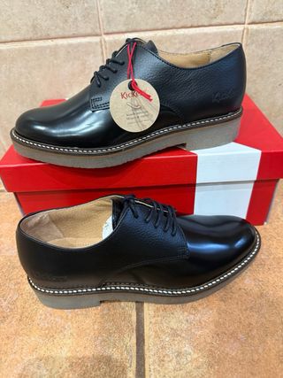 Zapatos Kickers Negros