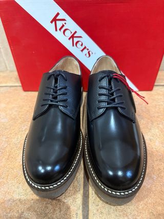 Zapatos Kickers Negros