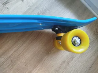 Patinete azul Imaginarium. Nuevo. Sin usar