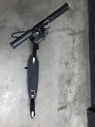 Patinete plegable negro