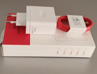 Caricabatterie condiviso OPPO 100W SuperVOOC GaN