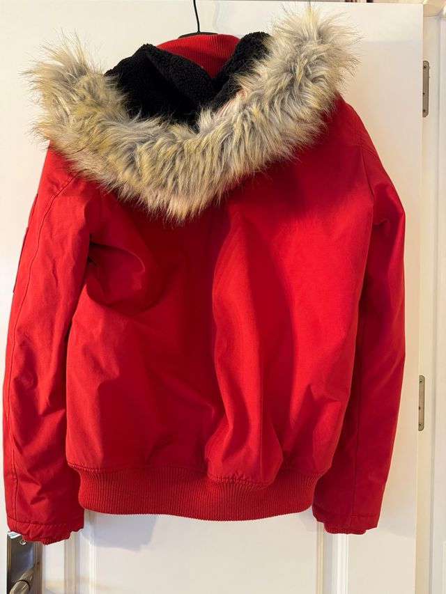 Abrigo rojo niño capucha pelo T12