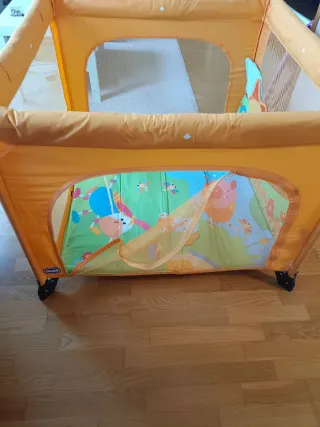 Cuna de viaje bebé.Chicco