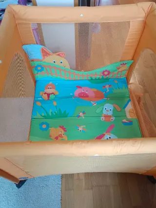 Cuna de viaje bebé.Chicco