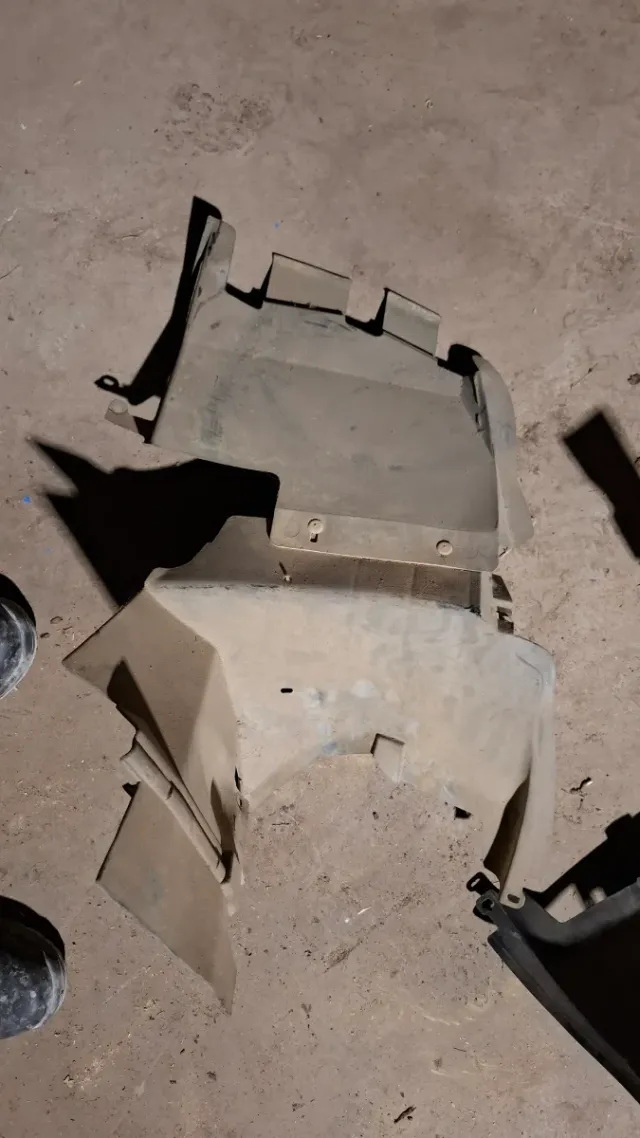 Plástico Manuel Renault 19