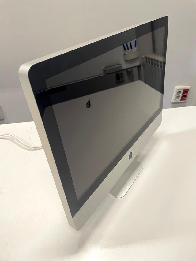 iMac 2011, 21.5". Avería en placa base
