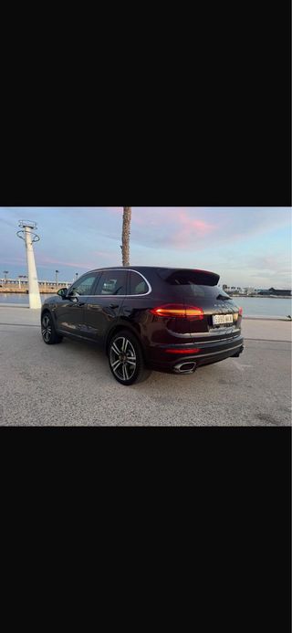 Porsche Cayenne 2016