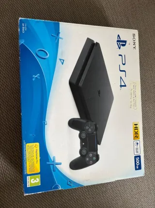 PS4 + 5 Juegos + 2 Mandos