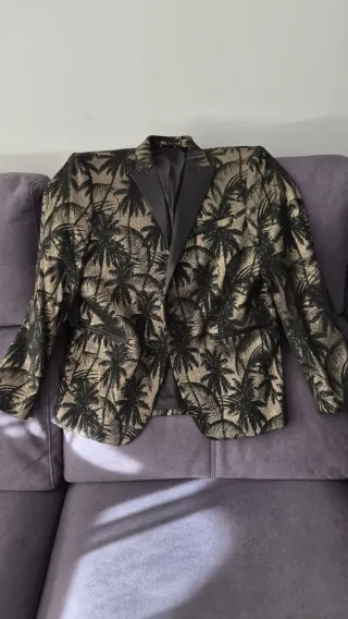 Chaqueta de fiesta hombre dorada y negra