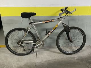 Bicicleta de montaña BH