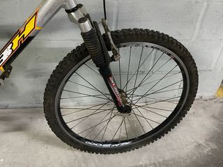Bicicleta de montaña BH