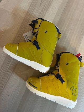 Botas de Snowboard Amarillas (38)